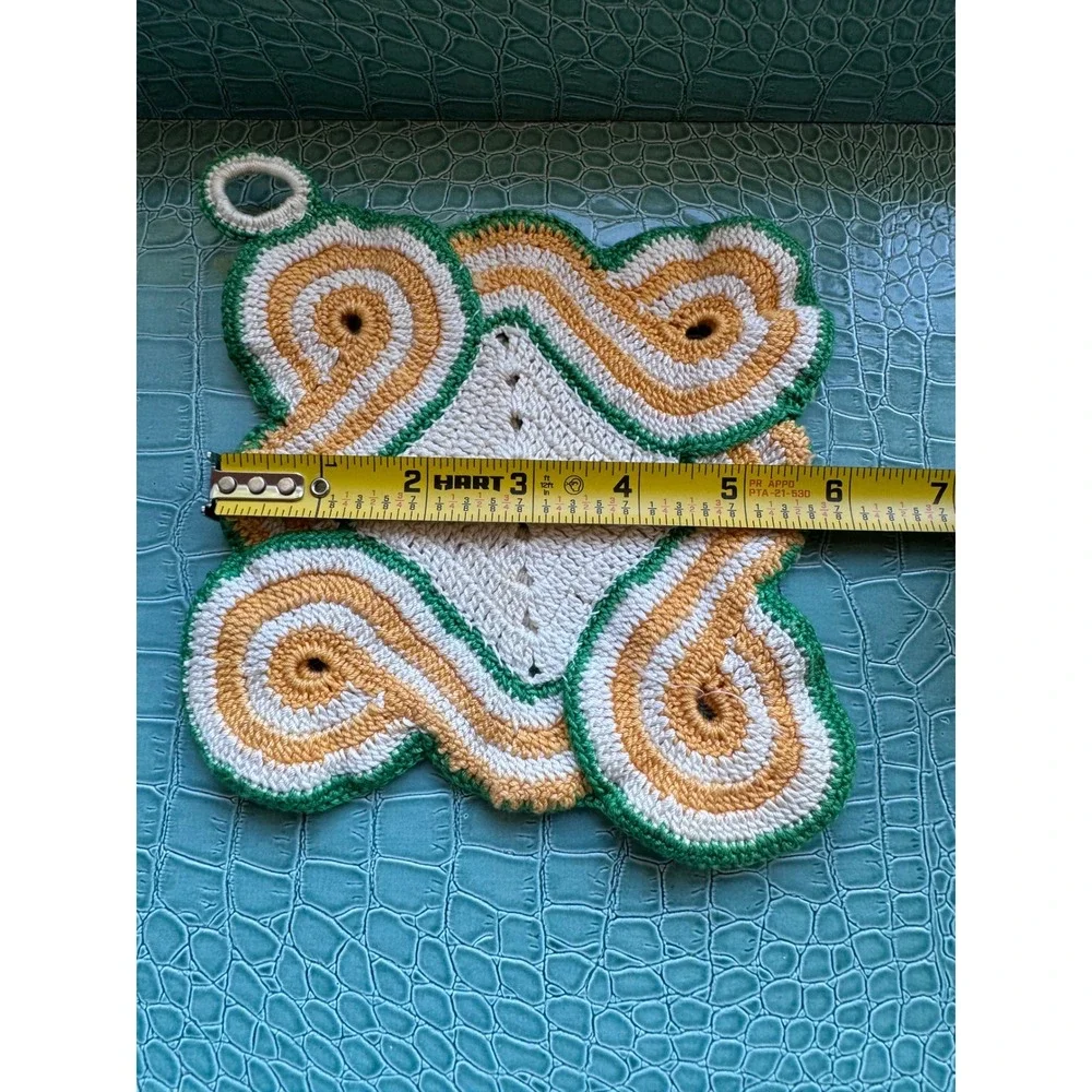 Vintage Handmade Crochet Pot Holders Set of 2 Green Yellow Swirl Retro Hot Pads